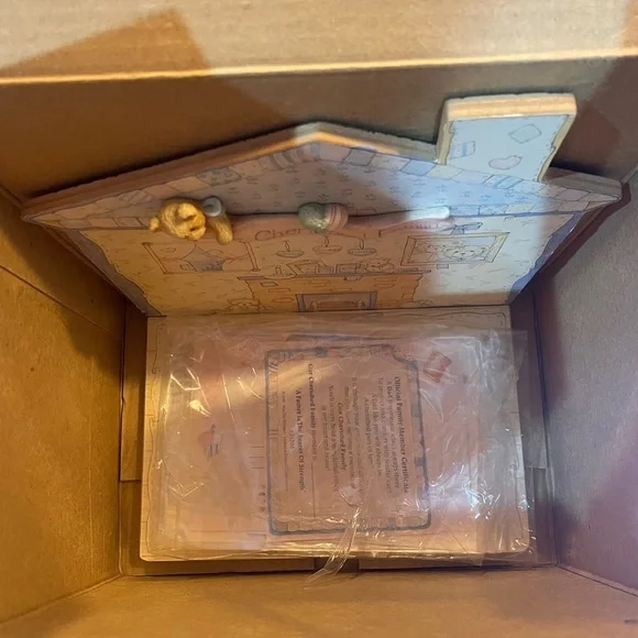 Cherished Teddies 7 Piece Collectors Set, Our Cherished Family 651125 - Picture 15 of 15